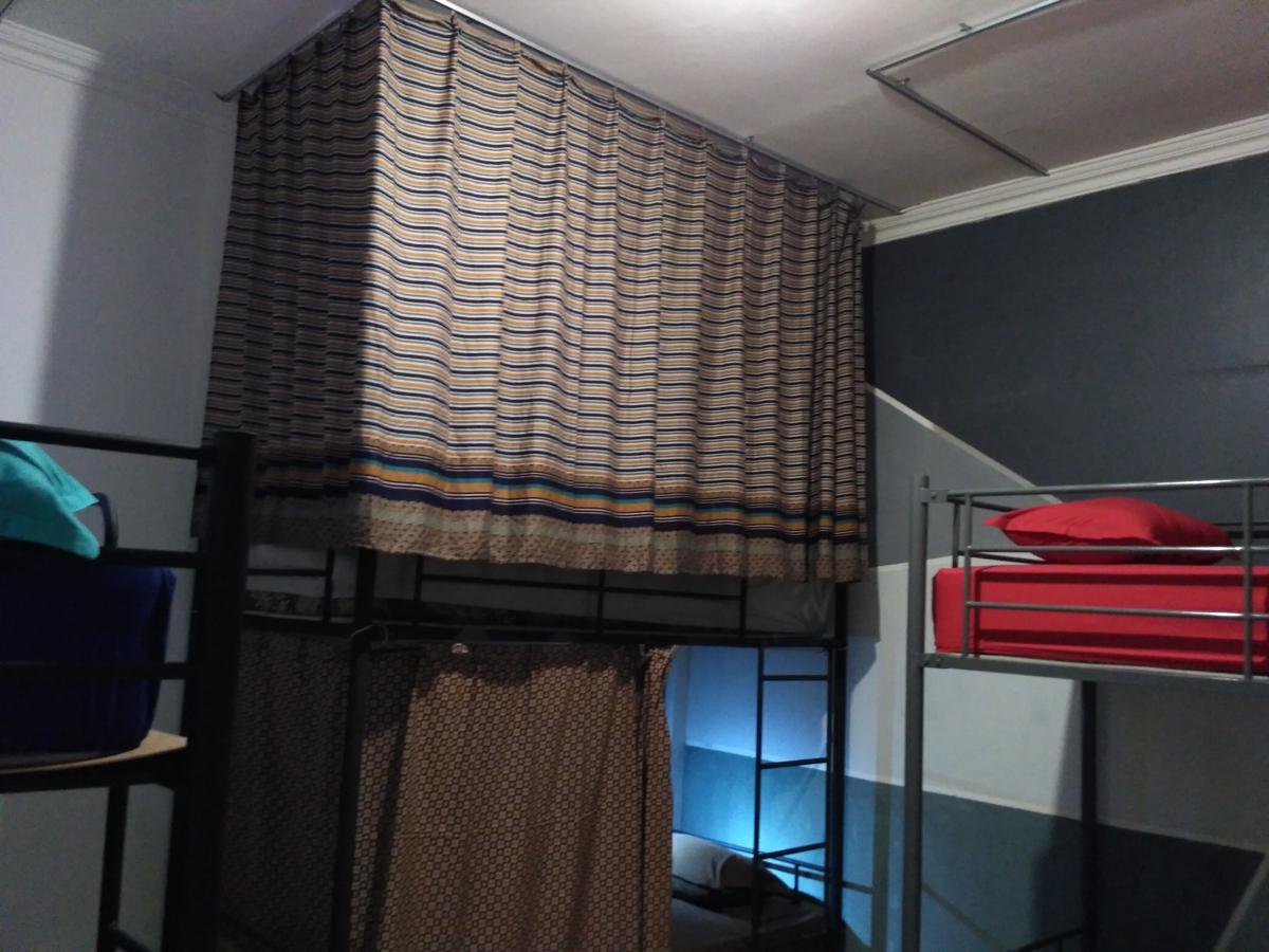 Hati Hati Hostel Jogjakarta Buitenkant foto